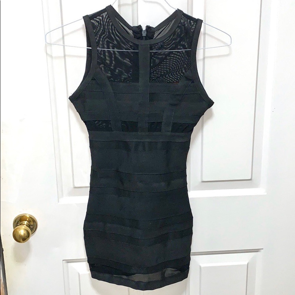 Tight, sexy black body-con mini dress ✨